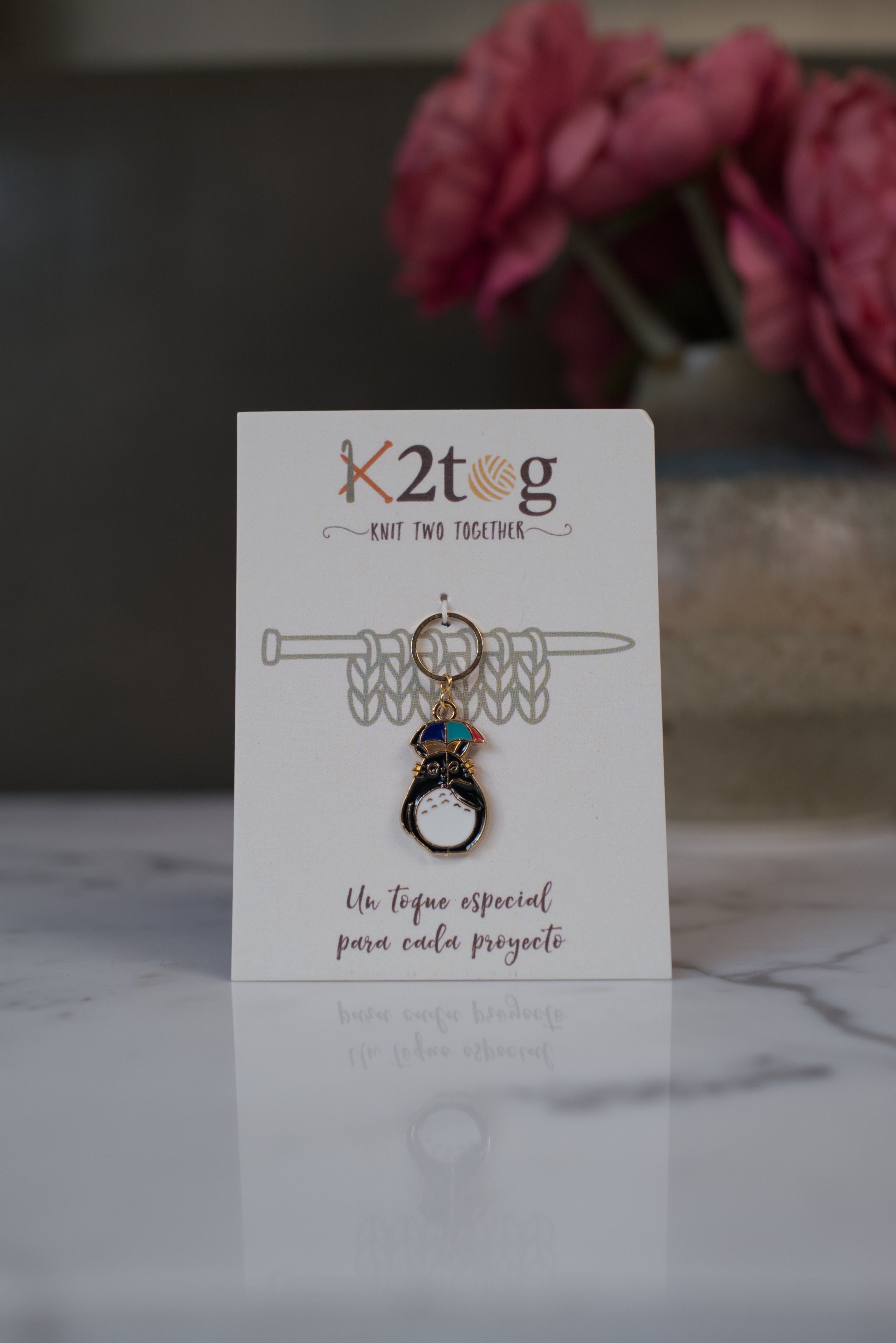 Totoro Arcoíris / Marcador de anillo cerrado